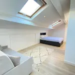 Modern & Bright 4-room In Banane *