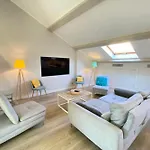 Modern & Bright 4-room In Banane Apartment *